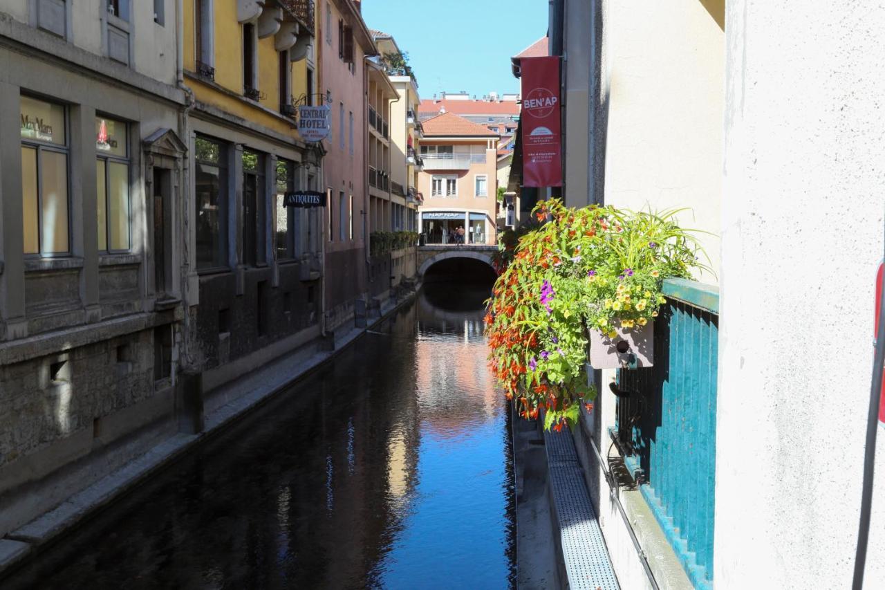 Le Coquet - Gare - Hyper Centre - Parking - Wifi - Netflix - Disney+ Annecy Exteriér fotografie